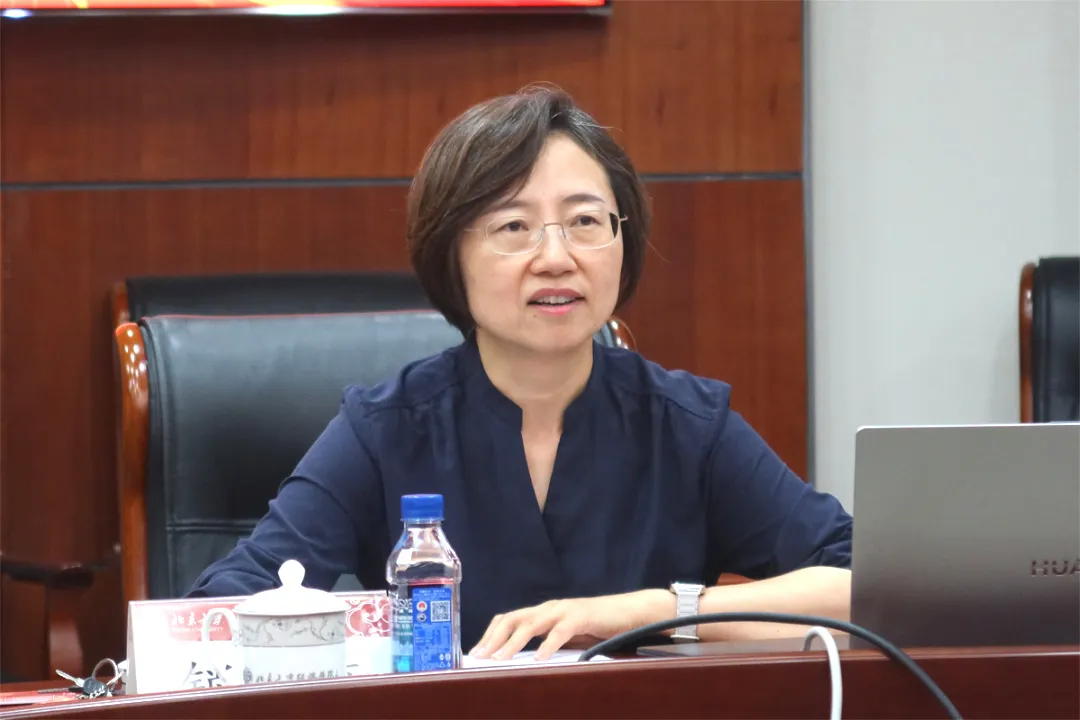 保险论证会03.jpg