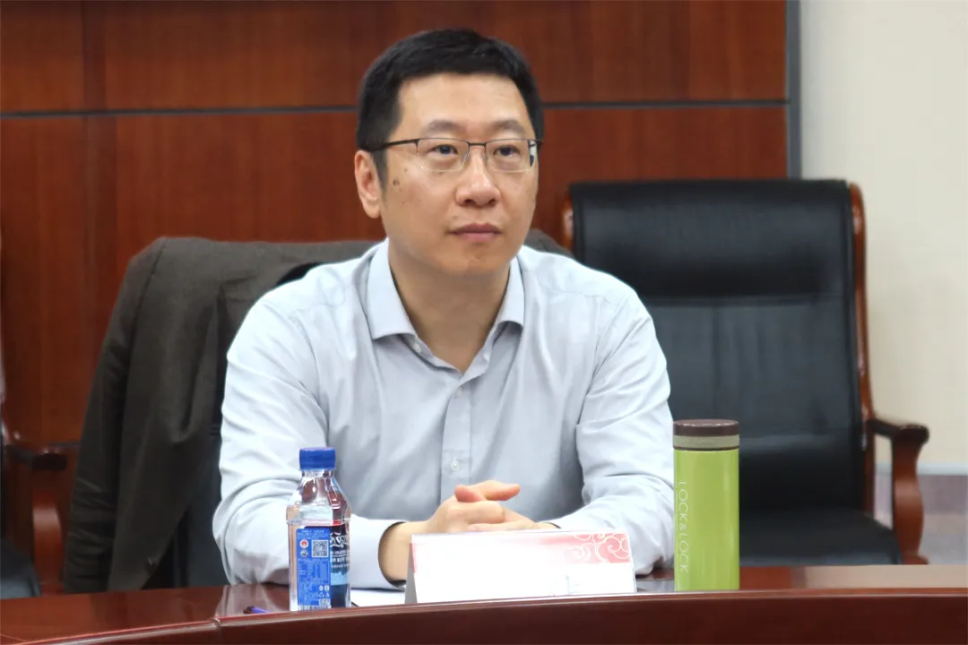 保险论证会06.jpg