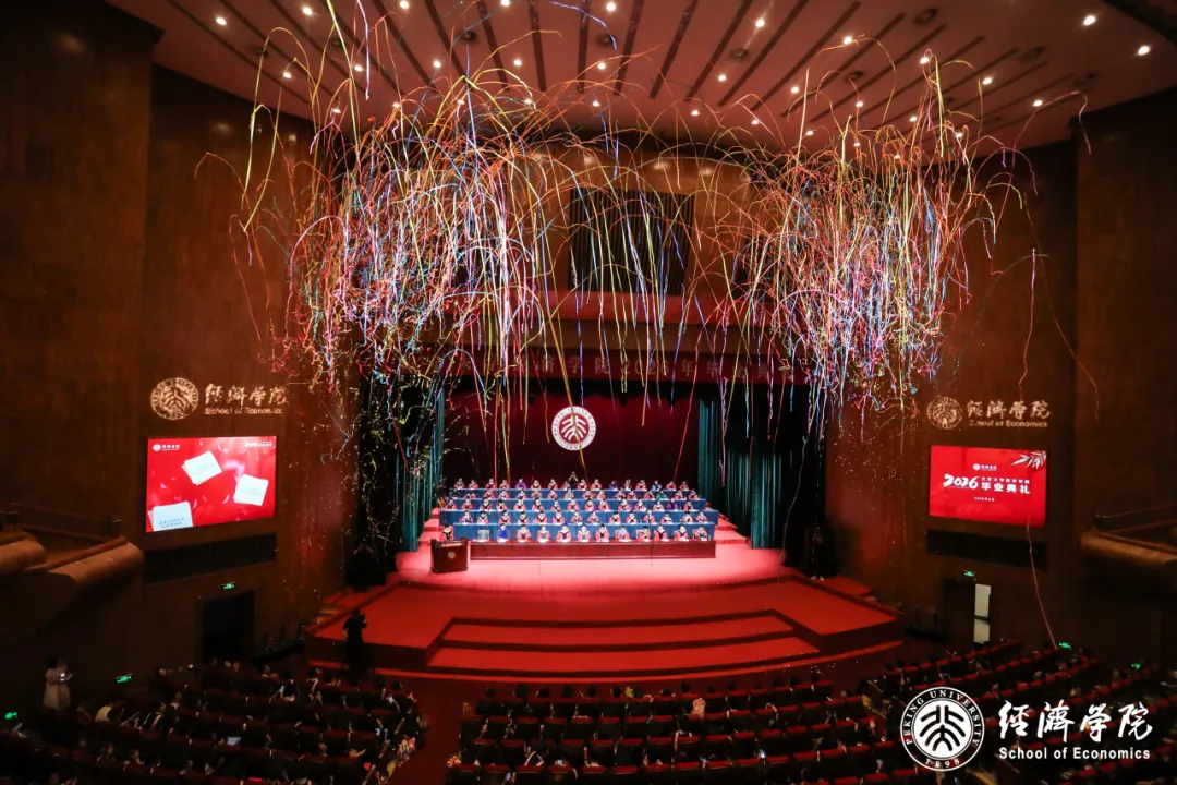 庄晨02.jpg 庄晨02.jpg